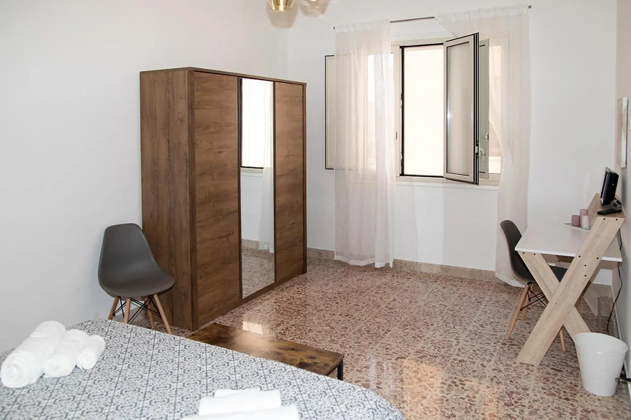 Apartamento Eleonora's House Trapani 0*,  Italia
